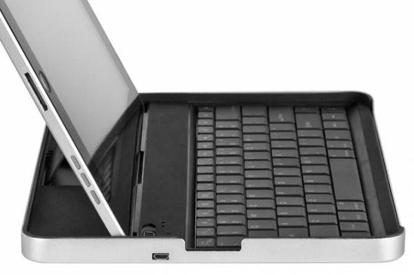 Защитный кейс c клавиатурой для iPad 2 от Logitech