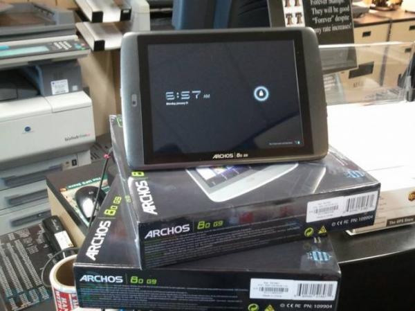 Eee Pad Slider и Archos 80 G9 уже в продаже 