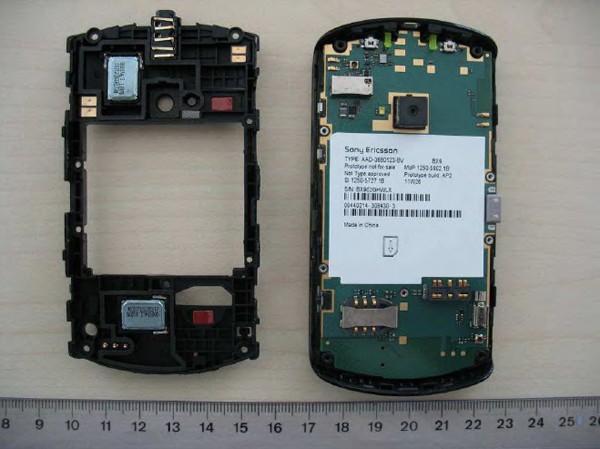 Телефон Sony Ericsson Live with Walkman на сертификации FCC 