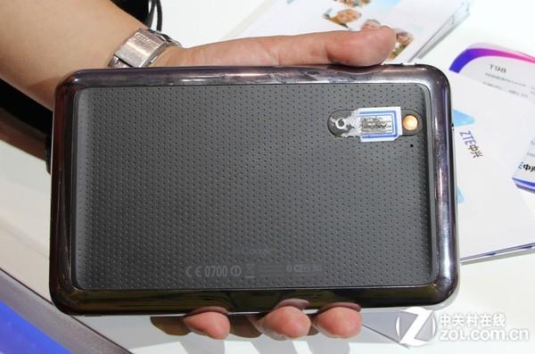 ZTE T98 - первый в мире четырёхъядерный планшет 