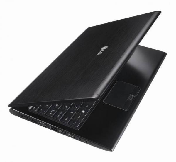 LG A530 – геймерский ноутбук с поддержкой 3D изображения 